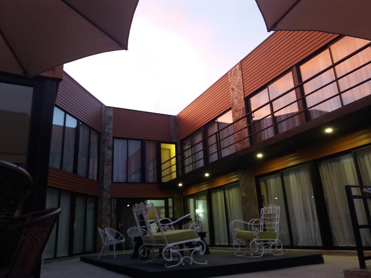 Casa Trocha Angosta *